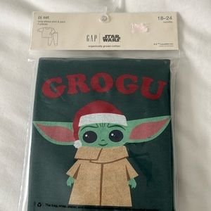 BabyGap Star Wars organic cotton holiday pajamas